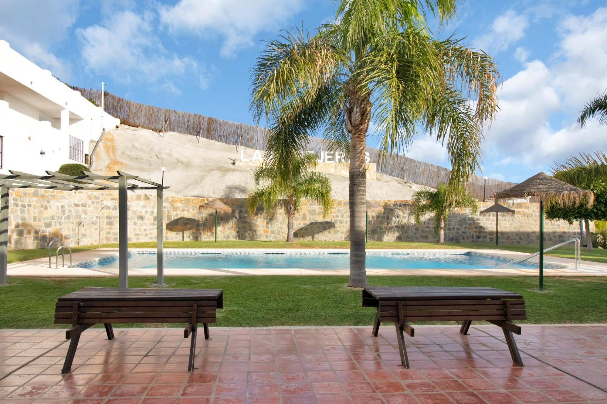 شقة Duplex Estilo Boho Con Increible Terraza Y Vistas Al Mar En Estepona - Las Abejeras 609 المظهر الخارجي الصورة